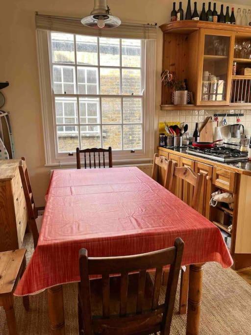 Cb53 Tower Bridge Townhouse 2 Bathrooms & Free Parking ロンドン エクステリア 写真