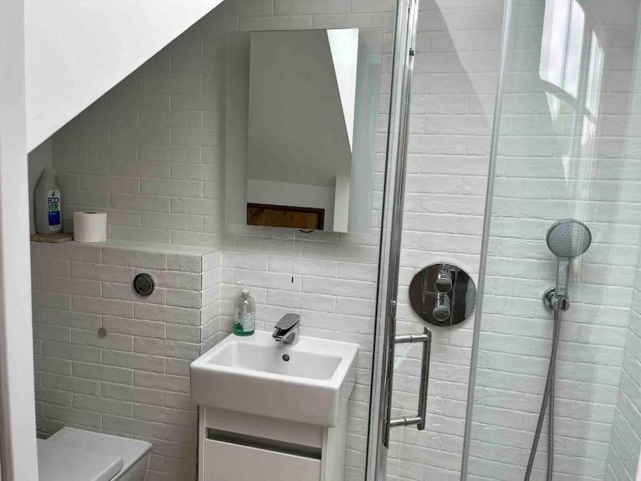 Cb53 Tower Bridge Townhouse 2 Bathrooms & Free Parking ロンドン エクステリア 写真